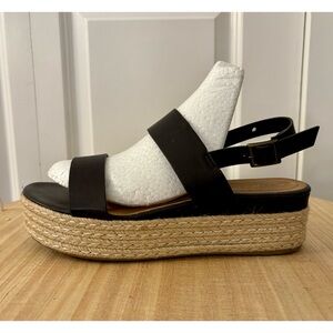 Bamboo Women’s Black Espadrille Platform Sandals